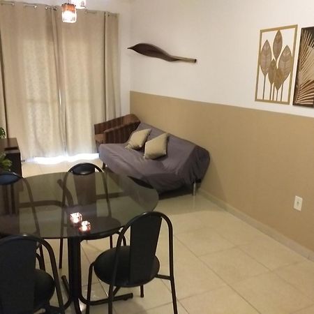 Apartamento No Canto Do Forte, Wi-Fi, Estacionamento Gratuito E Churrasqueira ปรายากรันเด ภายนอก รูปภาพ