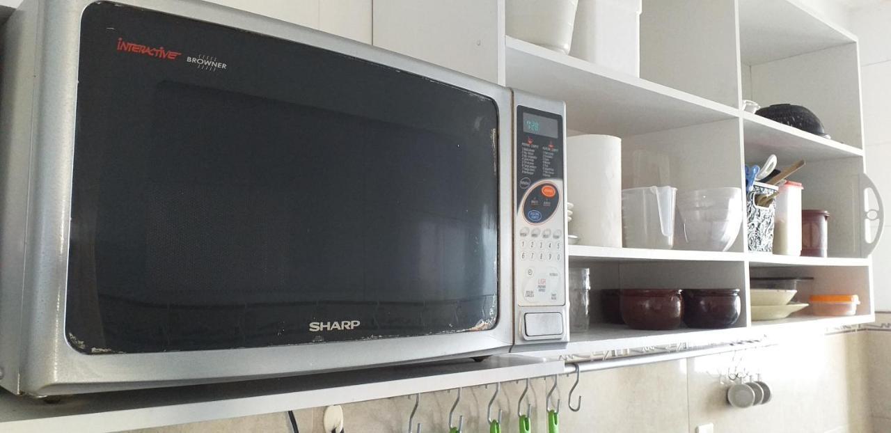Apartamento No Canto Do Forte, Wi-Fi, Estacionamento Gratuito E Churrasqueira ปรายากรันเด ภายนอก รูปภาพ