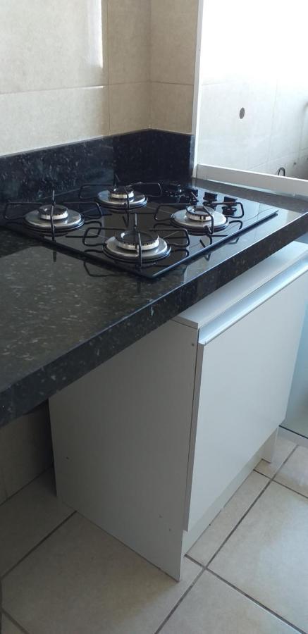 Apartamento No Canto Do Forte, Wi-Fi, Estacionamento Gratuito E Churrasqueira ปรายากรันเด ภายนอก รูปภาพ
