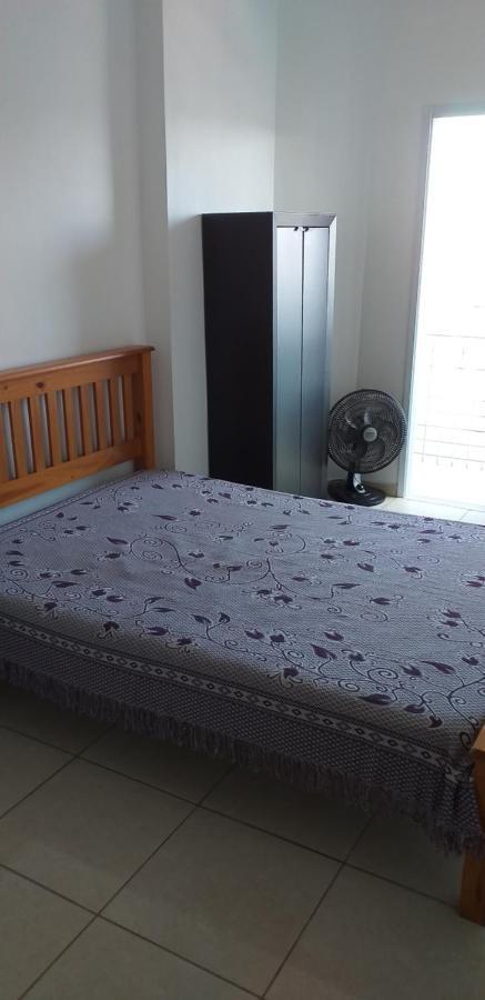 Apartamento No Canto Do Forte, Wi-Fi, Estacionamento Gratuito E Churrasqueira ปรายากรันเด ภายนอก รูปภาพ