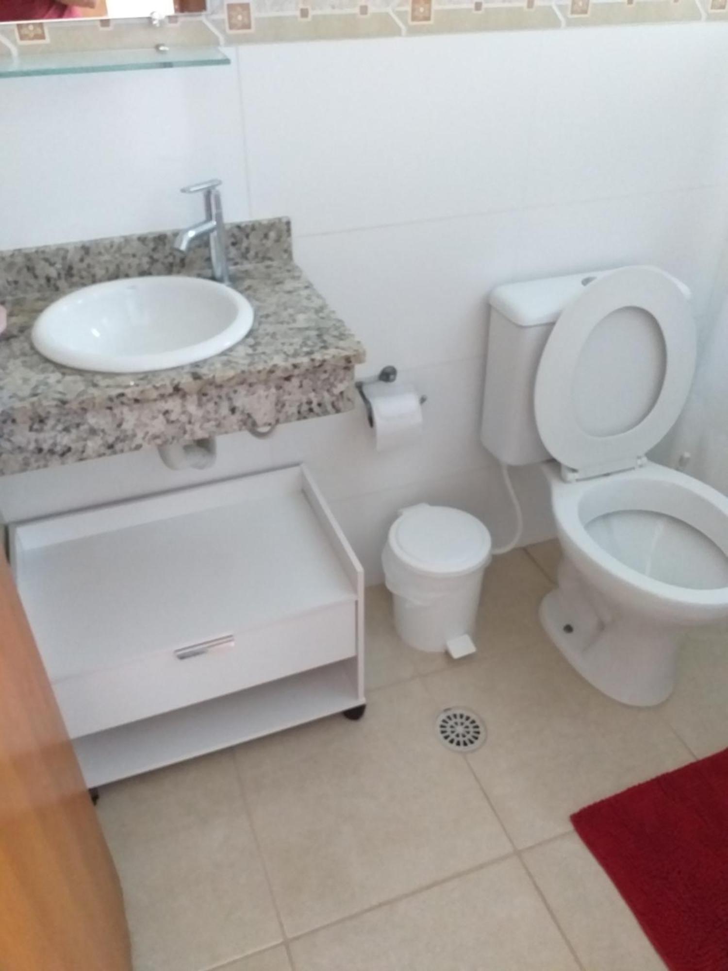 Apartamento No Canto Do Forte, Wi-Fi, Estacionamento Gratuito E Churrasqueira ปรายากรันเด ภายนอก รูปภาพ