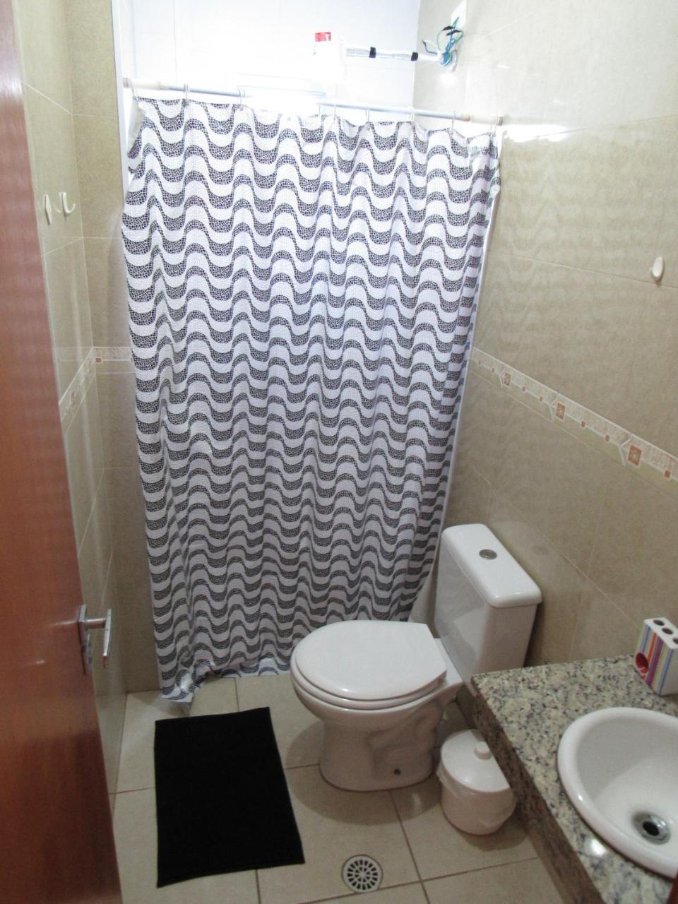 Apartamento No Canto Do Forte, Wi-Fi, Estacionamento Gratuito E Churrasqueira ปรายากรันเด ภายนอก รูปภาพ